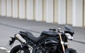 triumph-speed-triple-2011-2