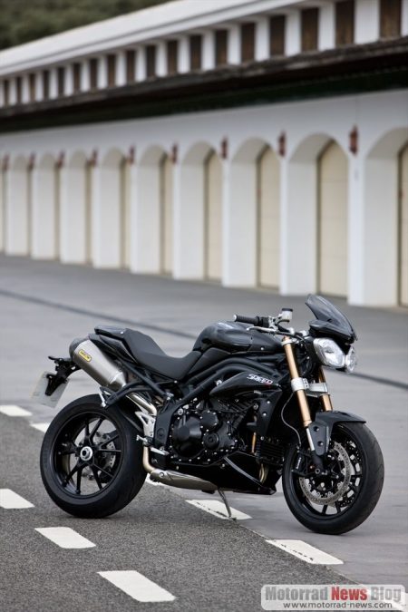 triumph-speed-triple-2011-2