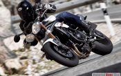 triumph-speed-triple-2011-9