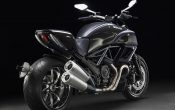 Ducati Diavel Carbon Schwarz (1)