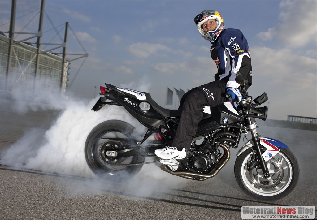 Hamburger Motorrad Tage (HMT) vom 28. bis 30. Januar 2011 1 BMW F 800 R Chris Pfeiffer