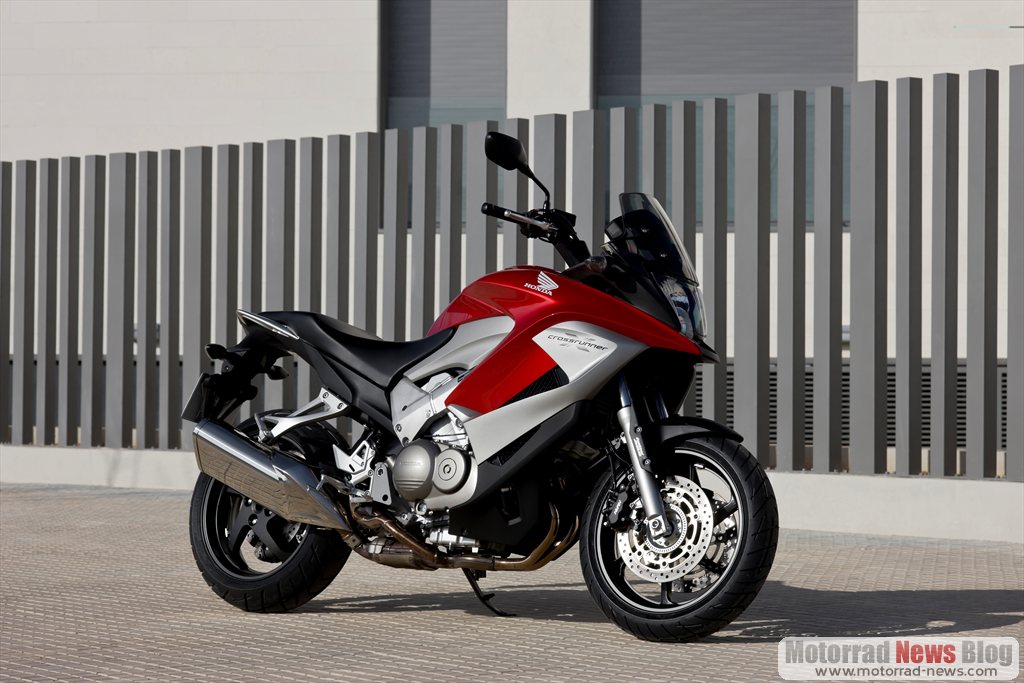 Verkaufsstart Honda Crossrunner beginnt 1 Honda Crossrunner 2011