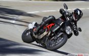 ducati-diavel-carbon-2011-36