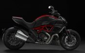 ducati-diavel-carbon-2011-46