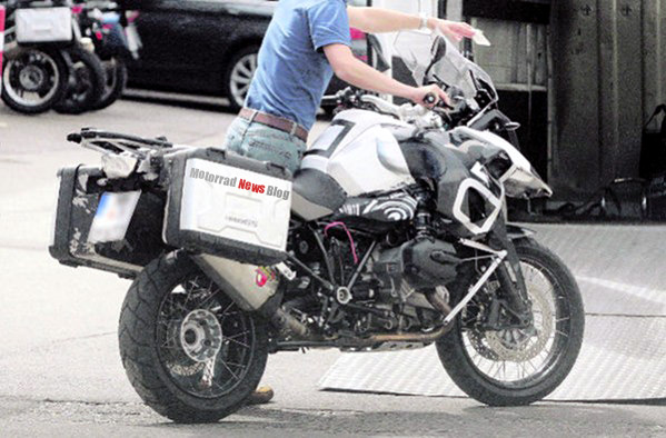 BMW R1200GS 2012: Boxer mit Wasserkühlung gesichtet 1 BMW R1200GS 2012 Watercooled Wasserkuehlung