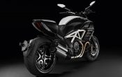 Ducati Diavel AMG Special Edition 2011-1