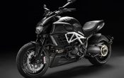 Ducati Diavel AMG Special Edition 2011-3