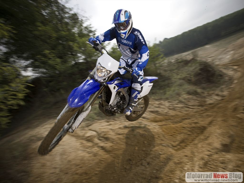 Yamaha WR450F 2012: Neues Fahrwerk, neue Einspritzung 1 Yamaha WR450F 2012 (2)