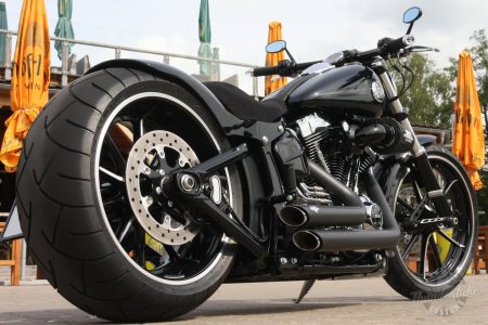 Harley-Davidson Softail Breakout Thunderbike (15)