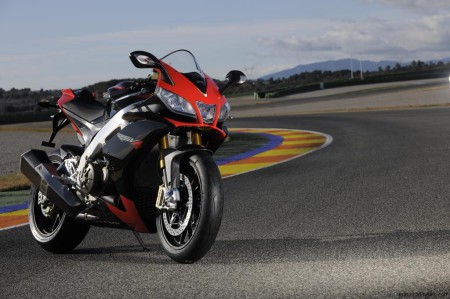 Aprilia RSV4 Factory 2009 (34)