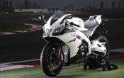 aprilia-rsv4r-2010-a21