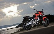 aprilia-sl-750-shiver-2010-23