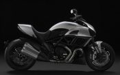 ducati-diavel-2011-11