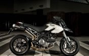 ducati-hypermotard-796-2010-15