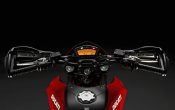 ducati-hypermotard-796-2010-8