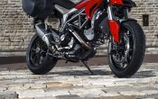 ducati-hyperstrada-2013-27