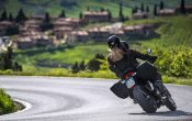 ducati-hyperstrada-2013-33