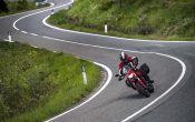 ducati-hyperstrada-2013-39