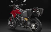 ducati-hyperstrada-2013-79