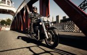 Triumph Thunderbird Commander 2014 Action (3)