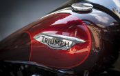 Triumph Thunderbird Commander 2014 Action (9)