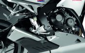 honda-cbr1000rr-fireblade-2012-26