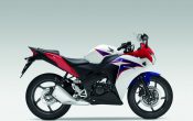 honda-cbr125r-2011-11