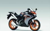 honda-cbr125r-2011-19