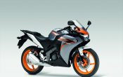 honda-cbr125r-2011-31