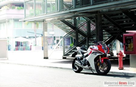 honda-cbr600f-abs-2011-1