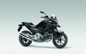 honda-nc700x-2012-15