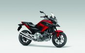 honda-nc700x-2012-16