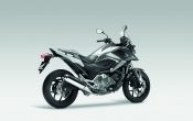 honda-nc700x-2012-19