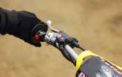 Suzuki RM-Z450 2015 Details (17)