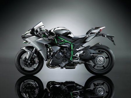 Kawasaki Ninja H2 2015 (16)