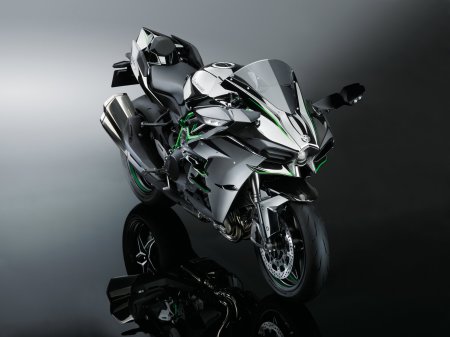 Kawasaki Ninja H2 2015 (21)