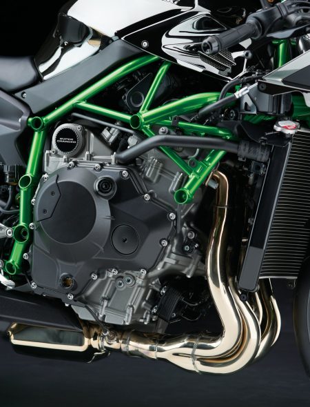 Kawasaki Ninja H2 2015 (5)