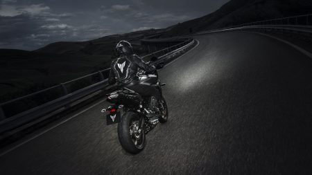 Yamaha MT-09 Tracer 2015 (24)