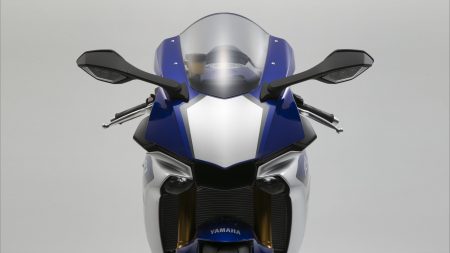 Yamaha YZF-R1 2015 (11)