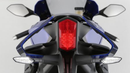 Yamaha YZF-R1 2015 (21)