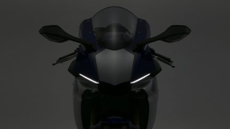 Yamaha YZF-R1 2015 (30)