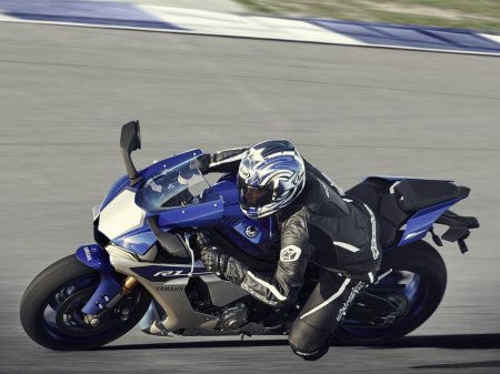 Yamaha YZF-R1 2015 (4)