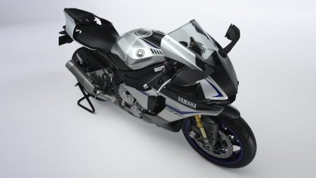 Yamaha YZF-R1M 2015 (8)