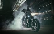 Yamaha VMAX Carbon 2015 (1)