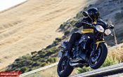 Triumph Speed Triple 94R 2015-1