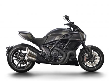 Die Ducati Diavel Carbon wurde für das neue Jahr dezent aufgehübscht.