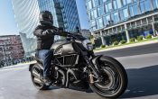 Ducati Diavel Carbon 2016 (22)