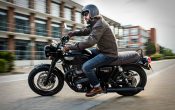 Triumph New Bonneville T120 Black 2016 (12)