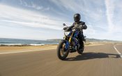 BMW G 310 R 2016 - Action (3)