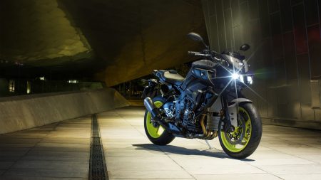 Wer macht denn da auf böser Bube? Die neue Yamaha MT-10 mit dem Vierzylinder aus der R1.